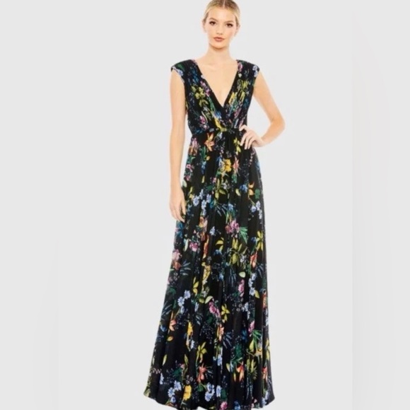 NWT Ieena For Mac Duggal Pleated Floral Cap Sleeve A Line Long Gown Sz 6  $398 - www.rajagirimanappuram.com